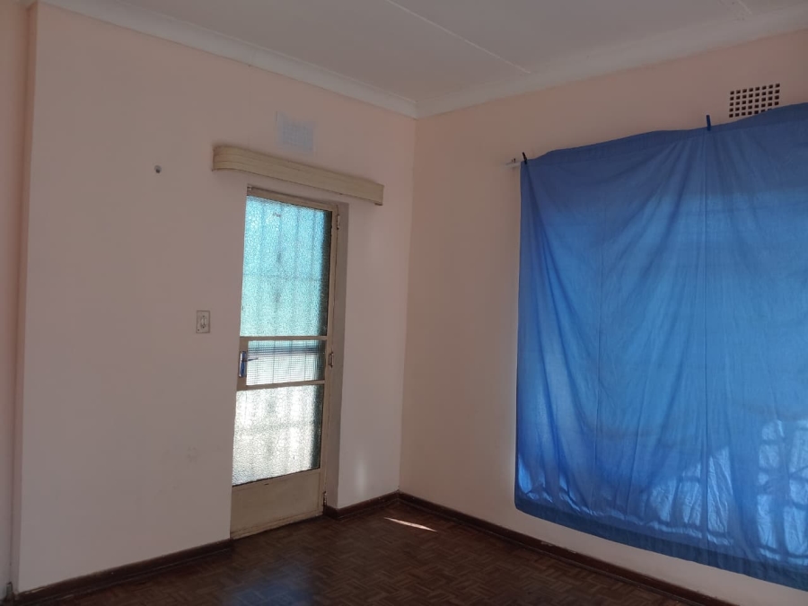 To Let 3 Bedroom Property for Rent in Oos Einde North West